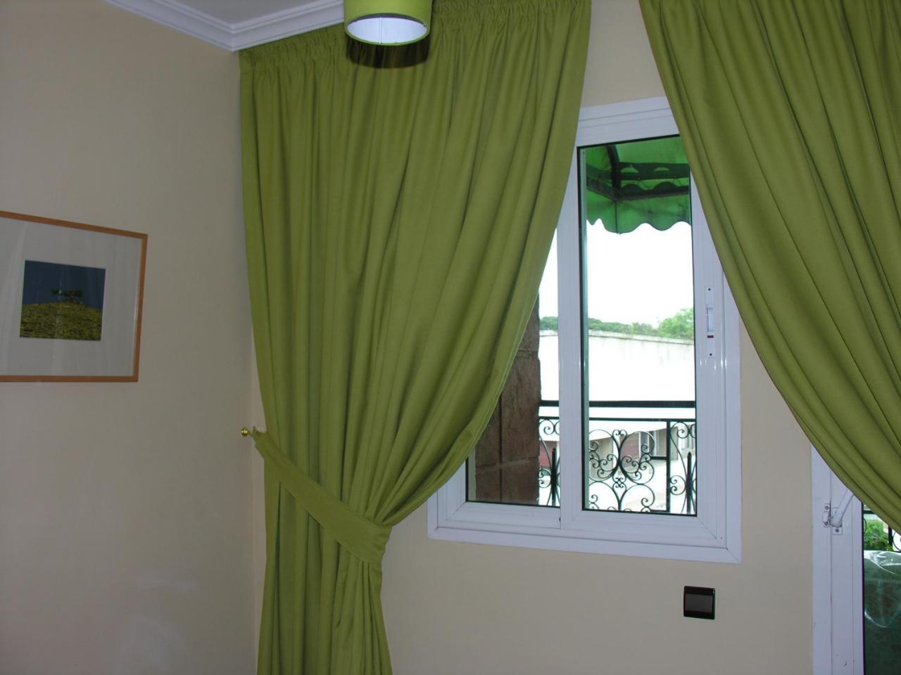Appartement Agreable Avec 2 Tres Belles Terrasses Au Coeur De ราบัต ภายนอก รูปภาพ
